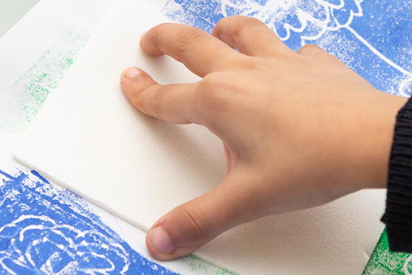 Banner hand